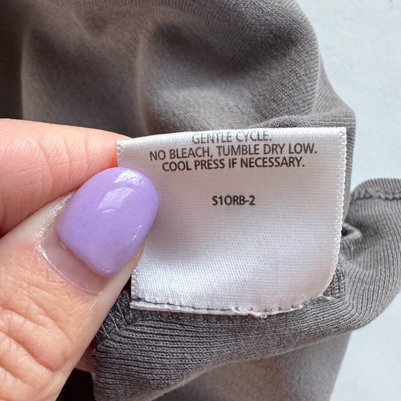 EILEEN FISHER Organic Cotton Top Sz Medium Crewneck T Shirt Cap Sleeve Gray - Picture 9 of 11